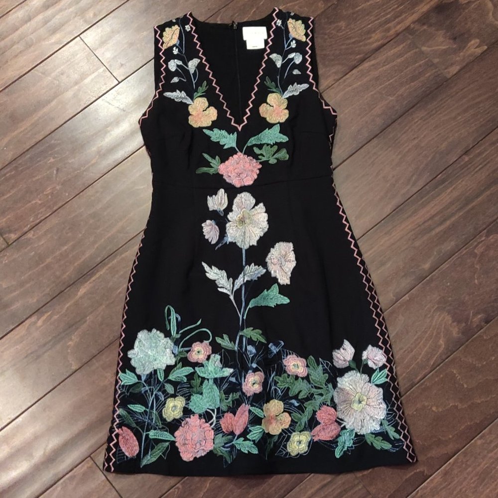 Foxiedox Black Floral Embroidered Sheath Dress SIZE 2